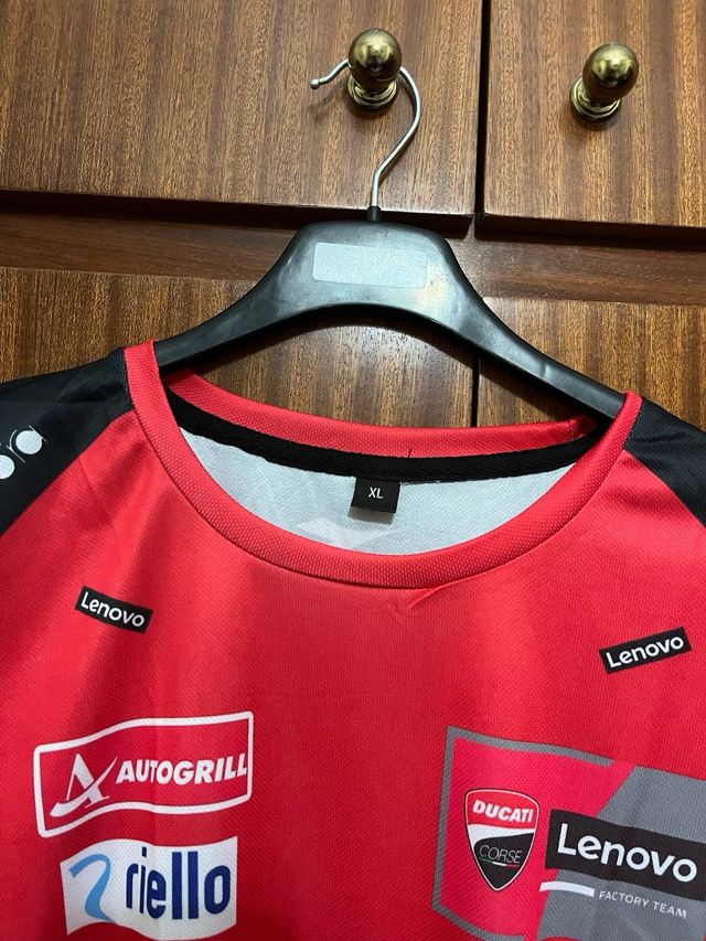 Camiseta Ducati Lenovo Talla XL