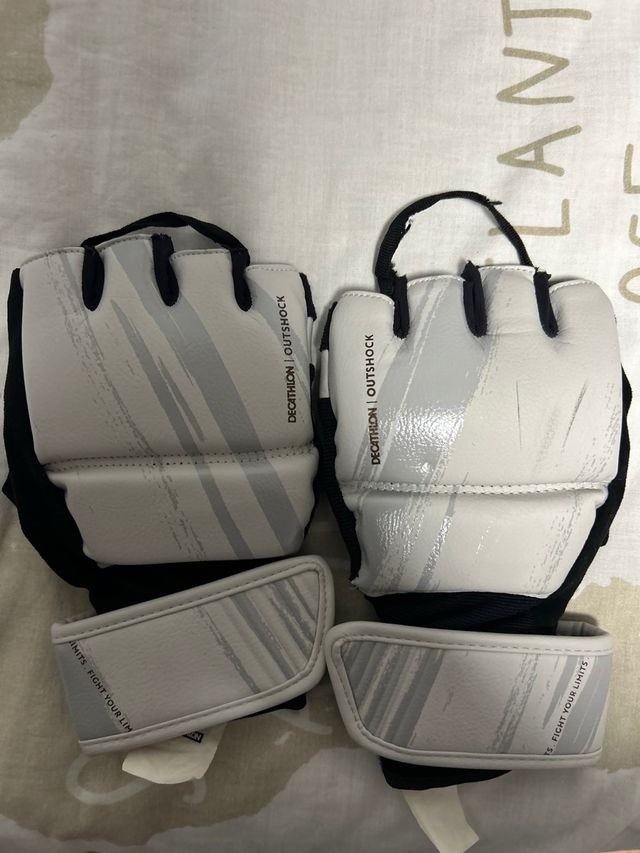 Guantes Decathlon Outshock MMA Boxeo