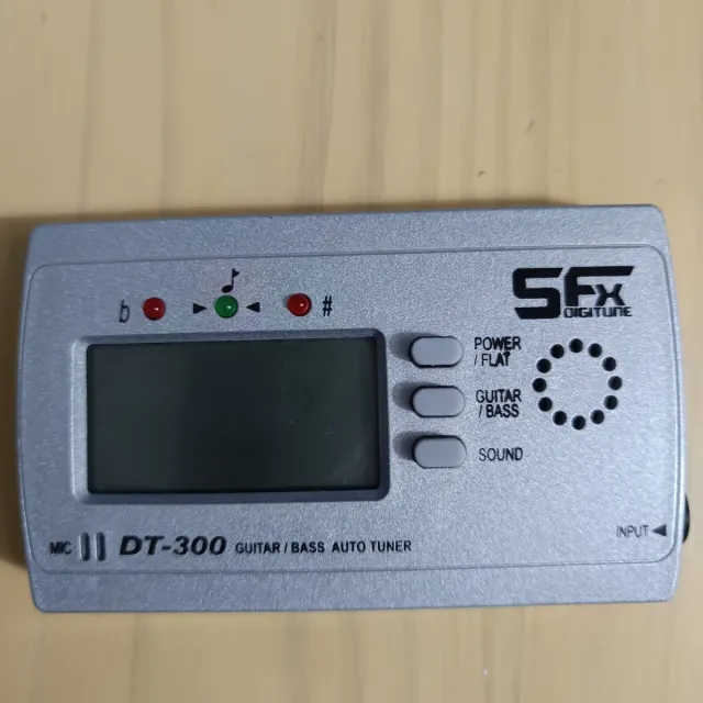 Afinador Guitarra Clifton T-24. Con regalos