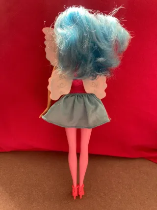 Barbie Hada Azul con Alas y Vestido Arcoíris
