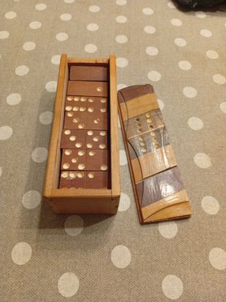 Juego de Dominó de Madera