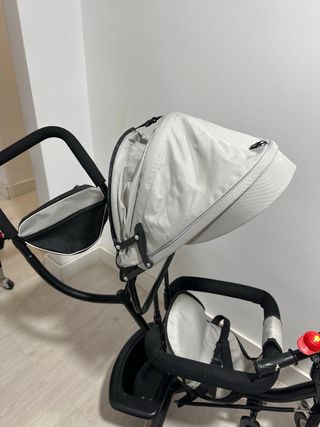 Triciclo para bebé con toldo y manillar