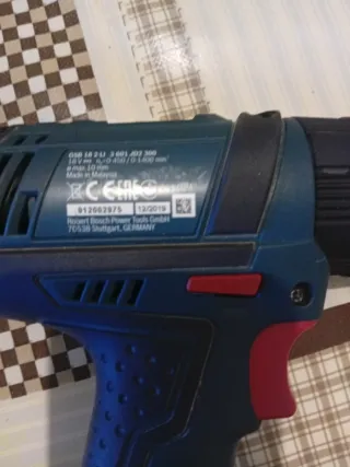 Taladro Bosch Profesional 18V con Batería