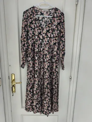 Vestido midi flores rosa