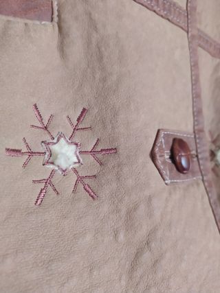 Cazadora beige con forro de borreguito