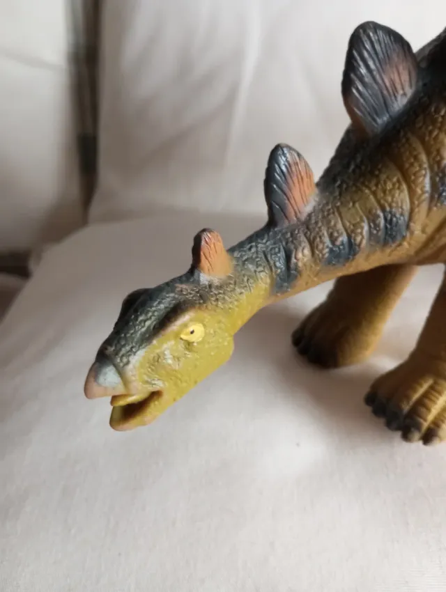 Dinosaurio blandito juguete