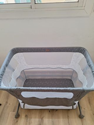 Minicuna colecho Tuc Tuc