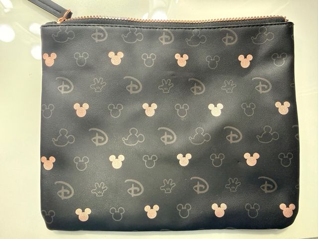 Neceser Disney Mickey Mouse Negro y Dorado