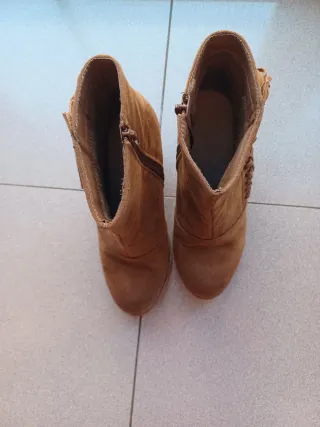 Botines de mujer color marrón