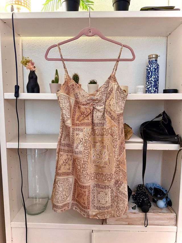 Vestido corto Stradivarius estampado