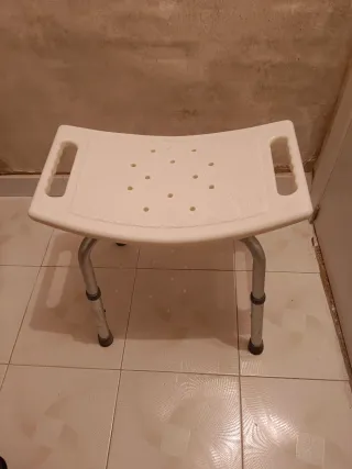Silla de baño antideslizante
