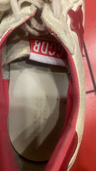 Golden Goose Ballstar rojas y blancas talla 32