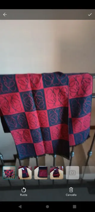 Sciarpa e berretto unisex