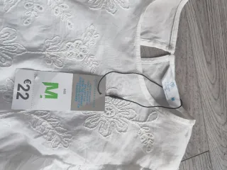 Blusa blanca bordada M