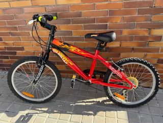 Bicicleta Infantil Hot Wheels 20 Roja