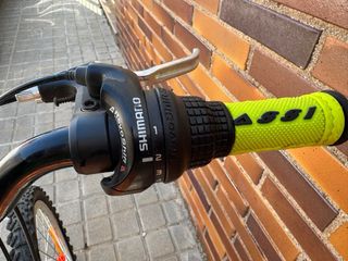 Bicicleta Infantil Hot Wheels 20 Roja