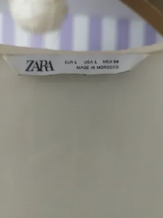 Blusa Zara beige fluida talla l