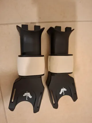 Adaptadores Bugaboo Camaleon y Maxi-Cosi