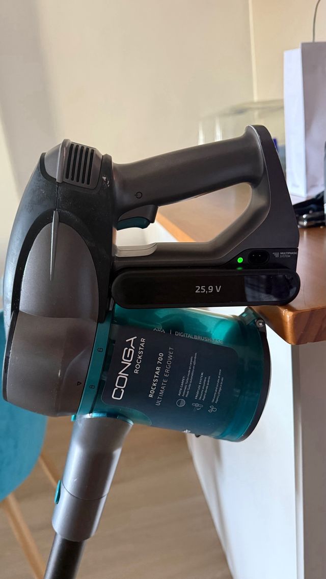 Aspirador de mano Conga Rockstar 700