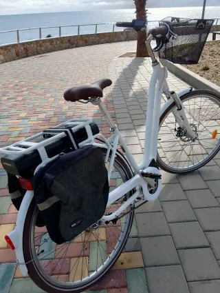 Bicicleta Eléctrica Urbana Elops Casi Nueva