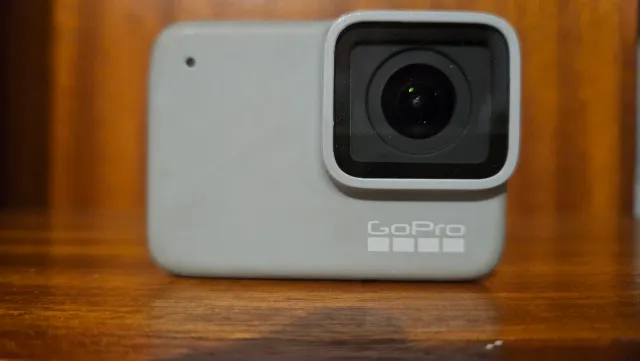 GoPro Hero7 White + Accesorios