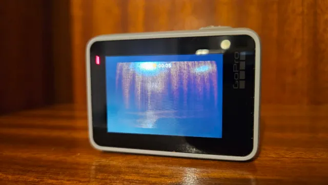 GoPro Hero7 White + Accesorios