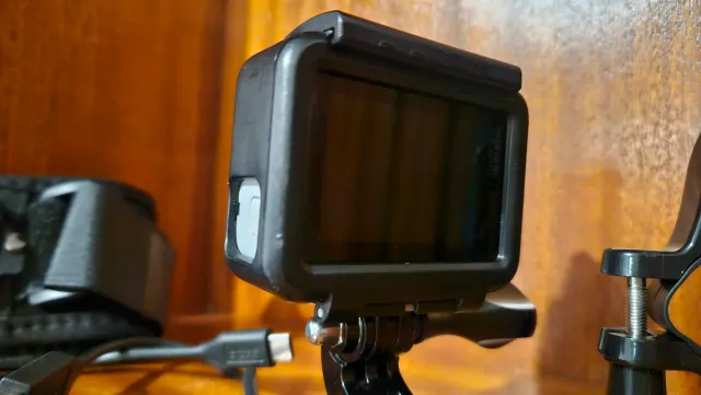 GoPro Hero7 White + Accesorios