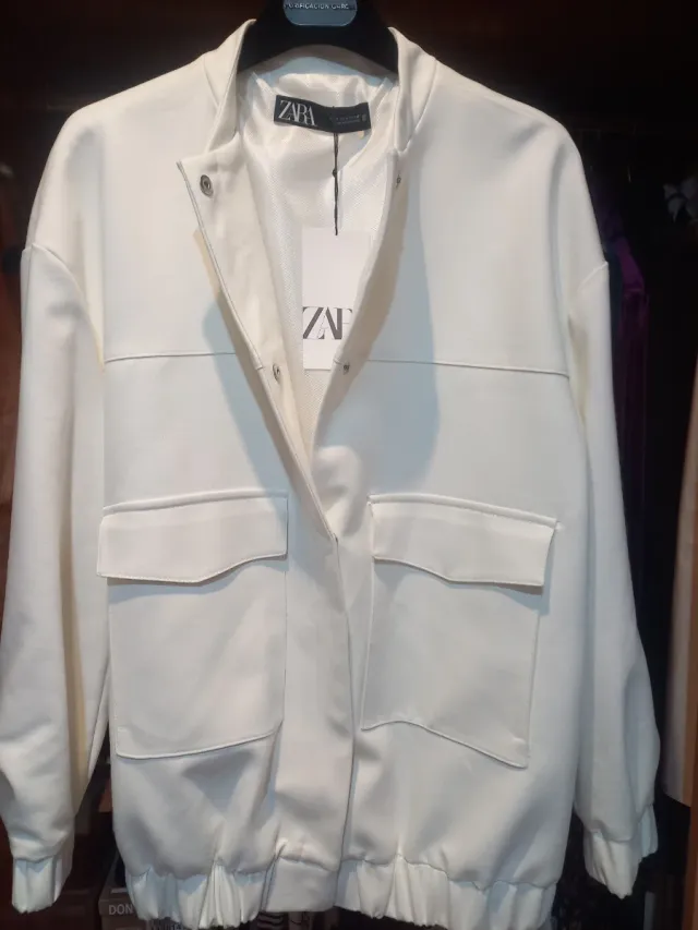 Chaqueta Zara Oversize Blanca