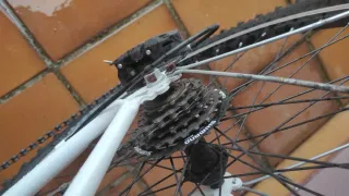 Bicicleta niña DTB 240 sin estrenar de Decathlon.