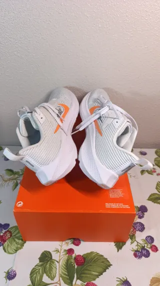 NIKE PEGASUS 40 T37.5