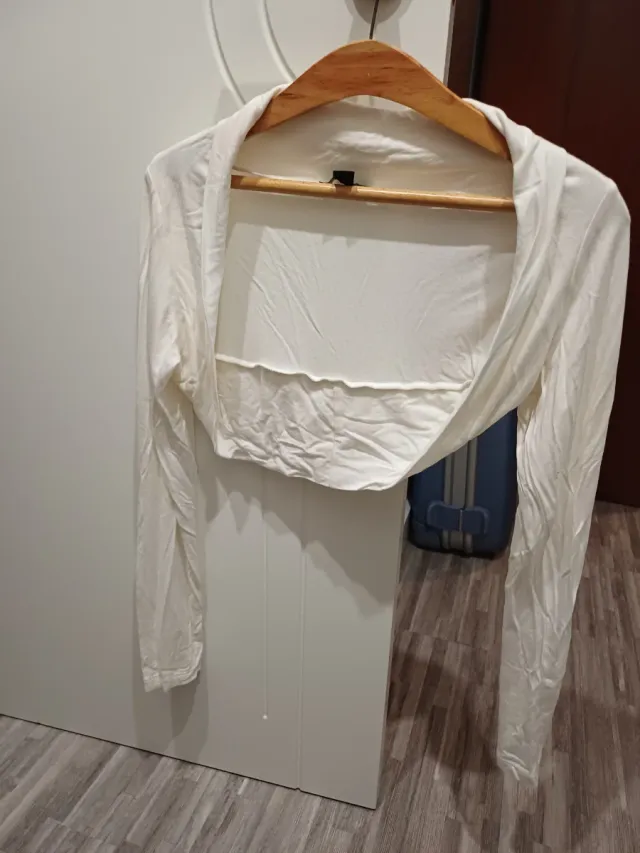 Chaqueta corta blanca