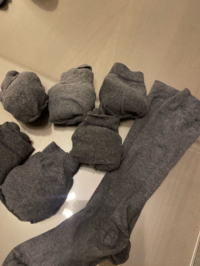 Calcetines largos grises uniforme colegio