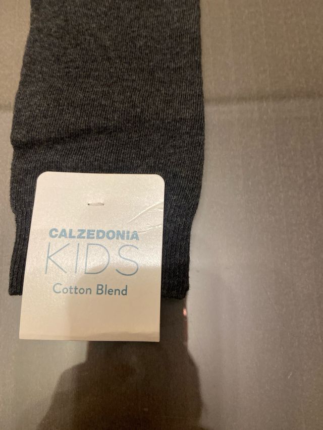 Calcetines largos grises uniforme colegio