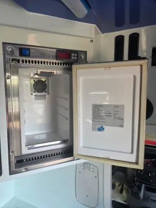 Nevera Cruz Roja Española