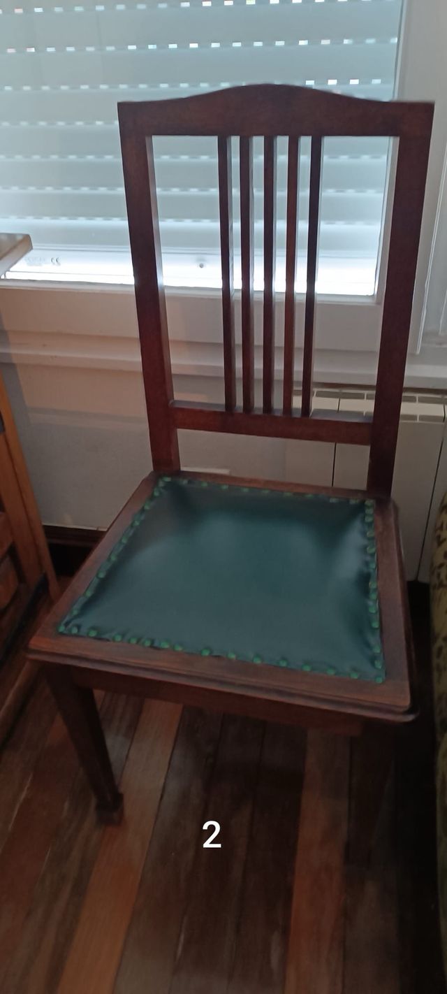 Sillas comedor clásicas madera y tela