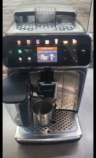 Macchina Caffè Philips 5400 LatteGo