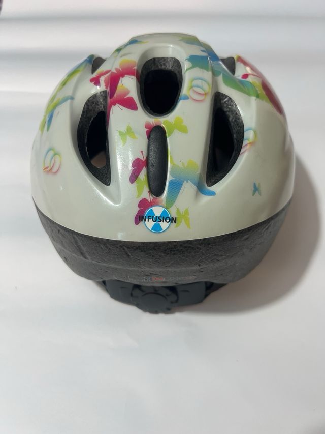 Casco Bici Bambina Farfalle Regolabile