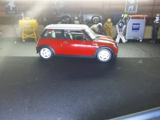 Mini Cooper Burago Rojo Blanco 1/18