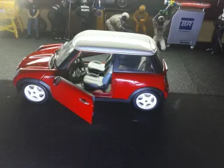 Mini Cooper Burago Rojo Blanco 1/18
