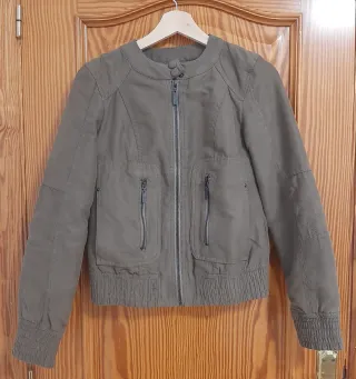 Cazadora de antelina