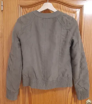 Cazadora de antelina