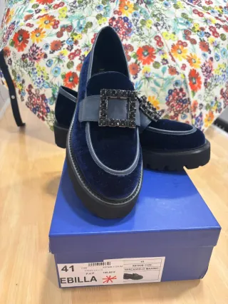 Zapatos  terciopelo azul con pedrería