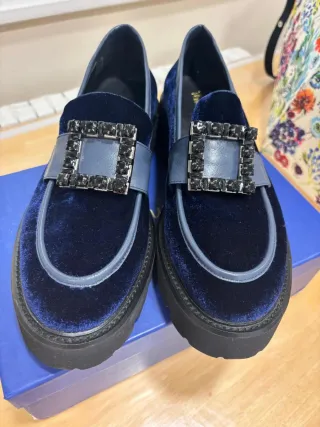 Zapatos  terciopelo azul con pedrería