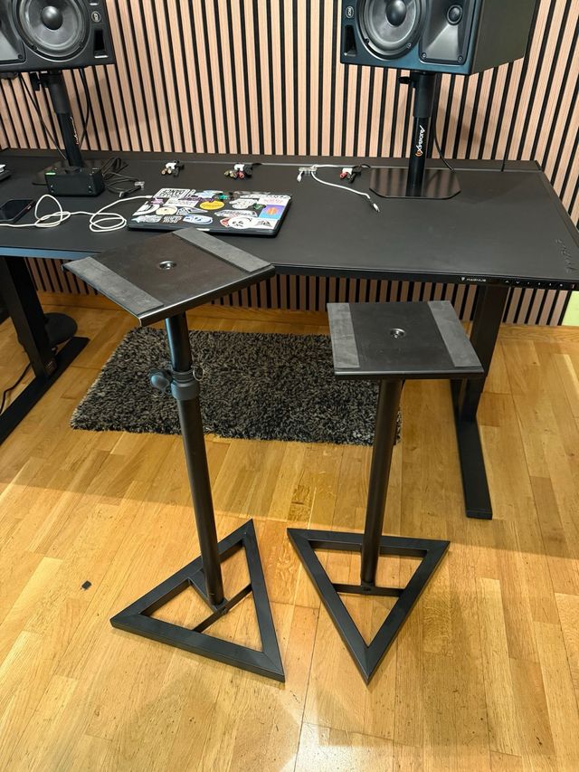 Soportes para Monitores de Estudio Negros