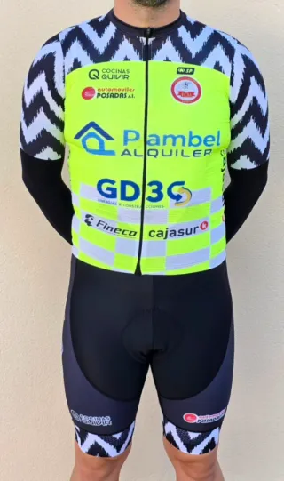 Equipación Ciclismo Maillot y Culotte Nuevos