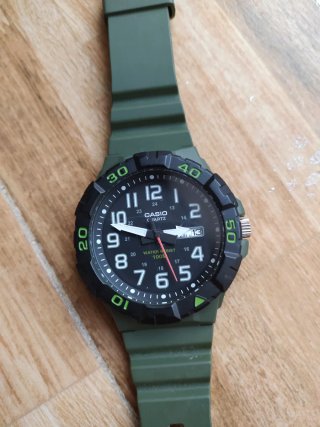 Reloj Casio Verde Militar
