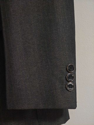 Traje de hombre gris talla 50