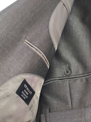 Traje de hombre gris talla 50