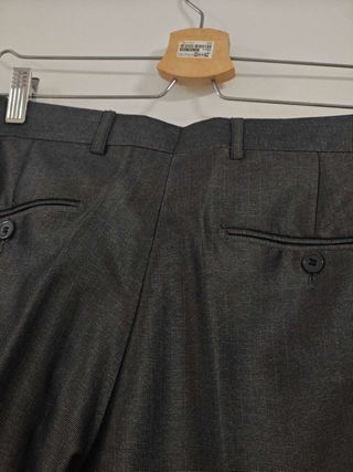 Traje de hombre gris talla 50