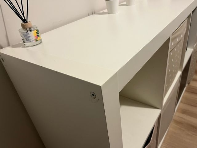 Mueble de almacenaje con compartimentos